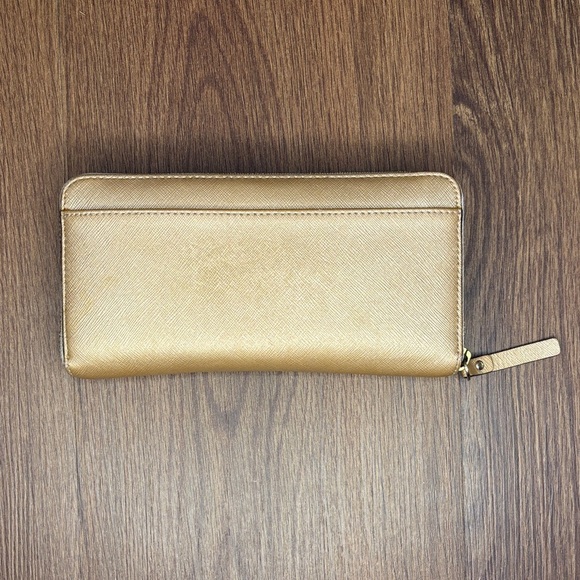 🔥🔥🔥Kate Spade Rose Gold Zip Wallet🔥🔥🔥 ***READ DESCRIPTION*** - Picture 3 of 16